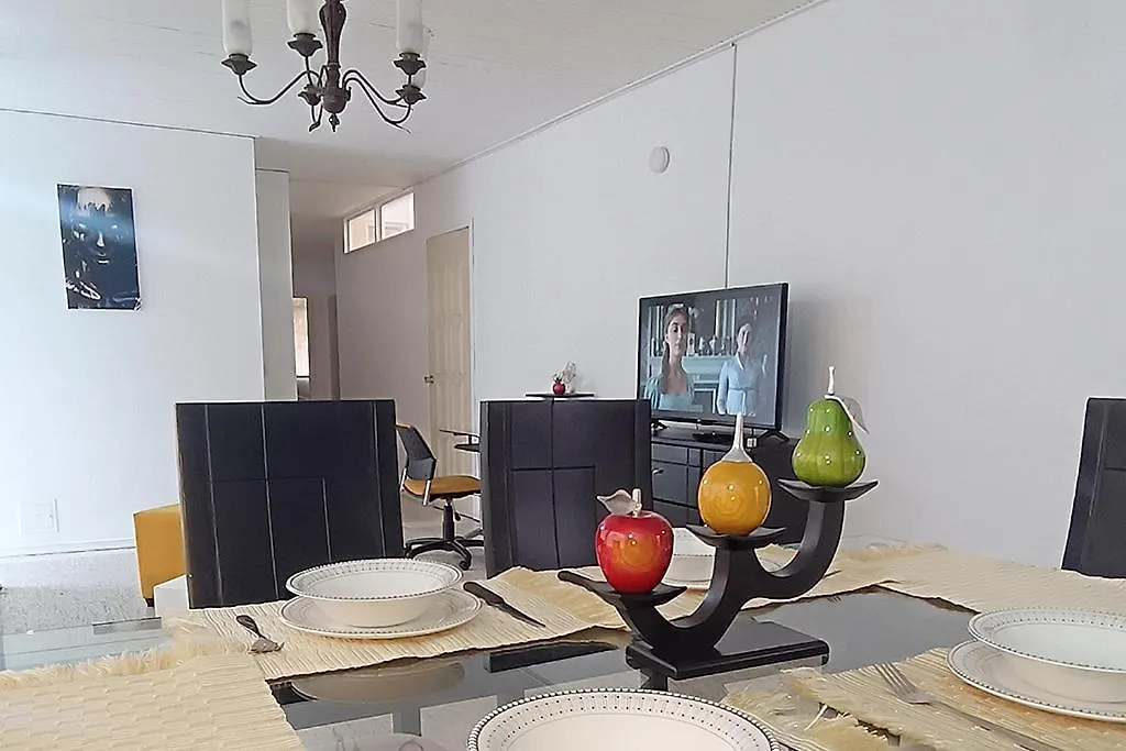 דירות בוגוטה La Embajada De Corferias